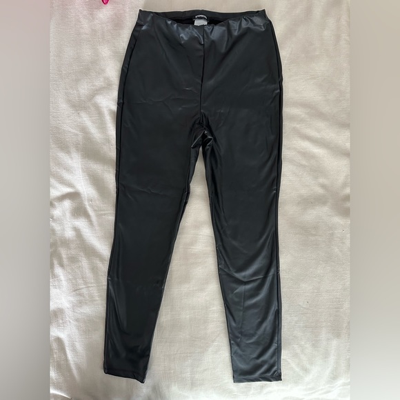 NWT Express black leather leggings M - Picture 2 of 7